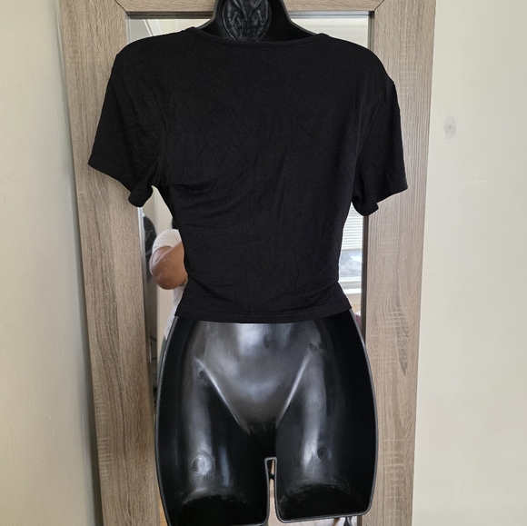 ☆Black Wrap Crop Top☆ - Picture 2 of 2